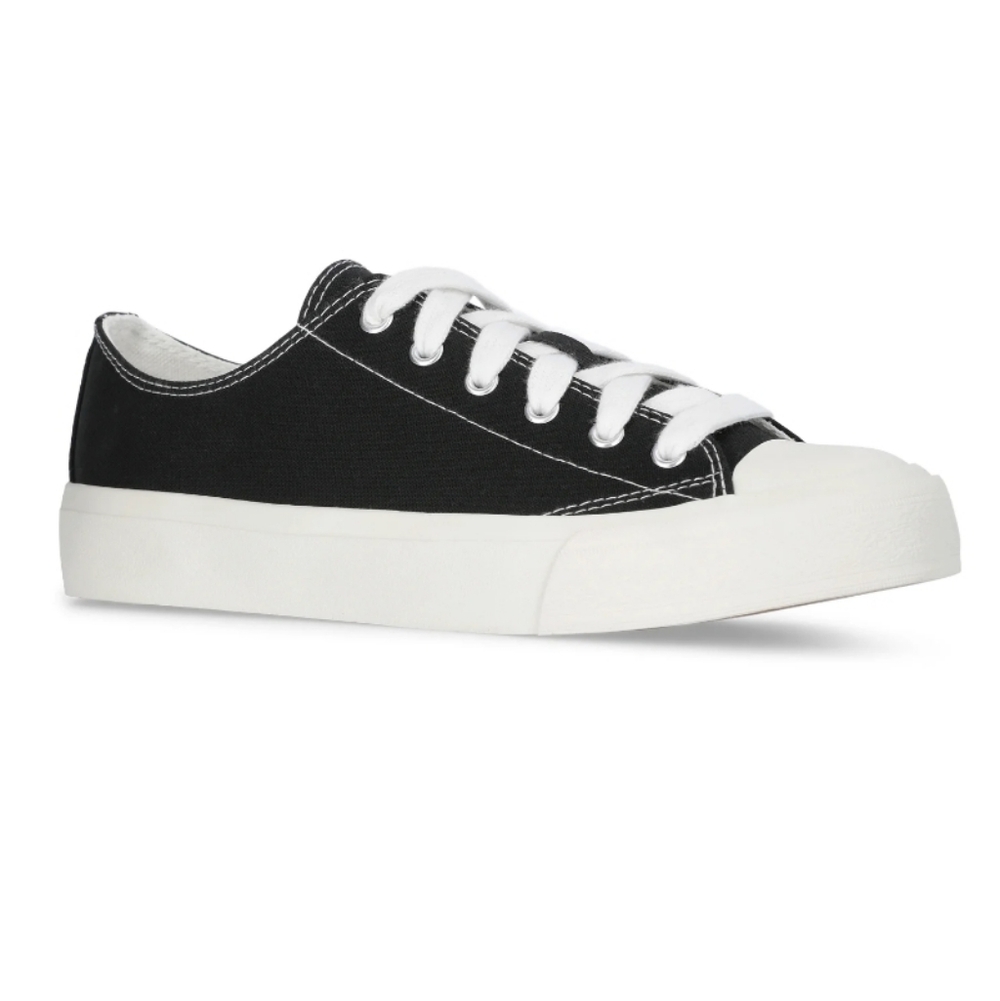 No Boundaries Women's Classic Lace-Up Sneakers Size 8